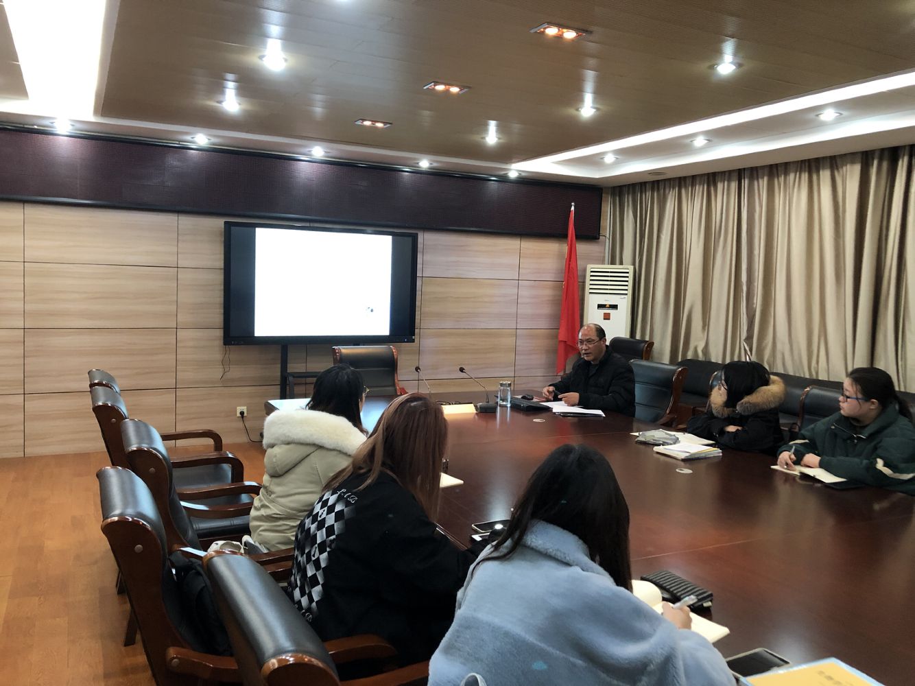 师德讲座.jpg 师德讲座.jpg